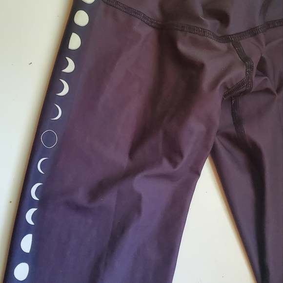 Teeki Moon leggings yoga pants Xs - Picture 4 of 6